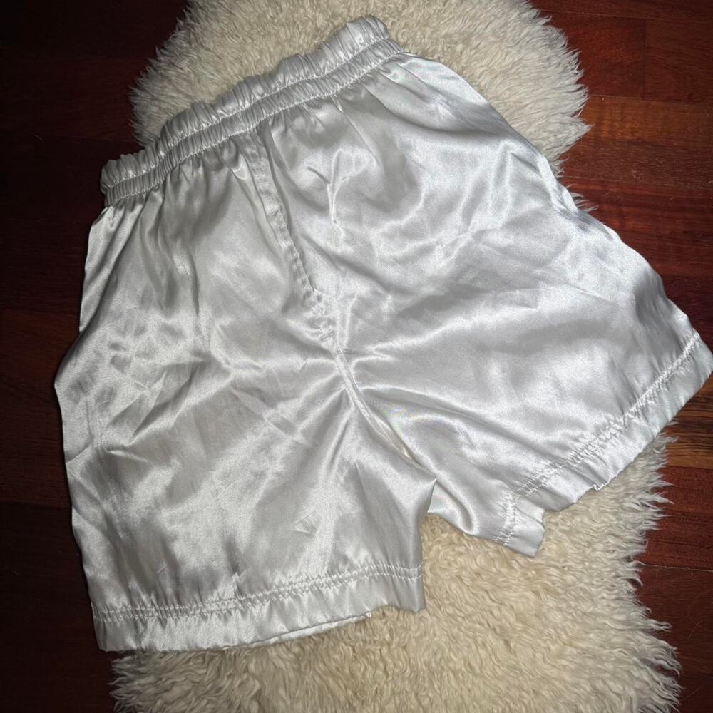 💥 y2k Vintage rare nike white silky shorts unisex small workout gym d5 - Picture 5 of 7